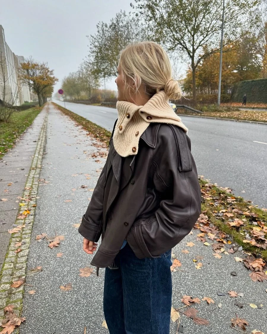 November Neck by PetiteKnit (suomeksi) - Image 2